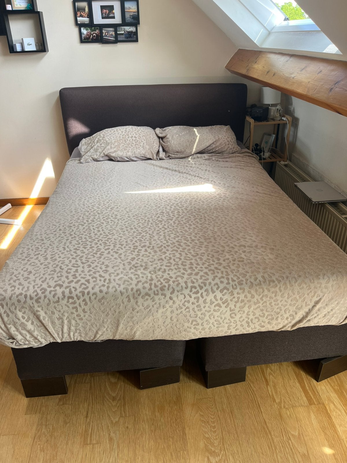Boxspring 140x200, Ophalen, Gebruikt, Bruin, 140 cm