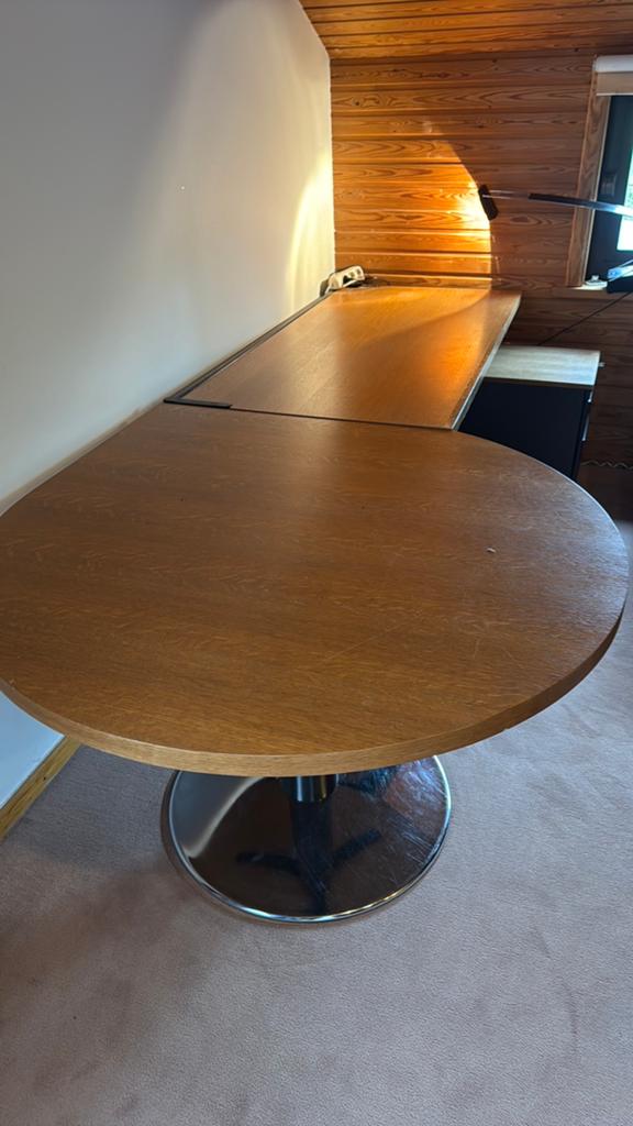 Bureau de direction + table de réunion en bois + caisson, Enlèvement, Utilisé, Bureau