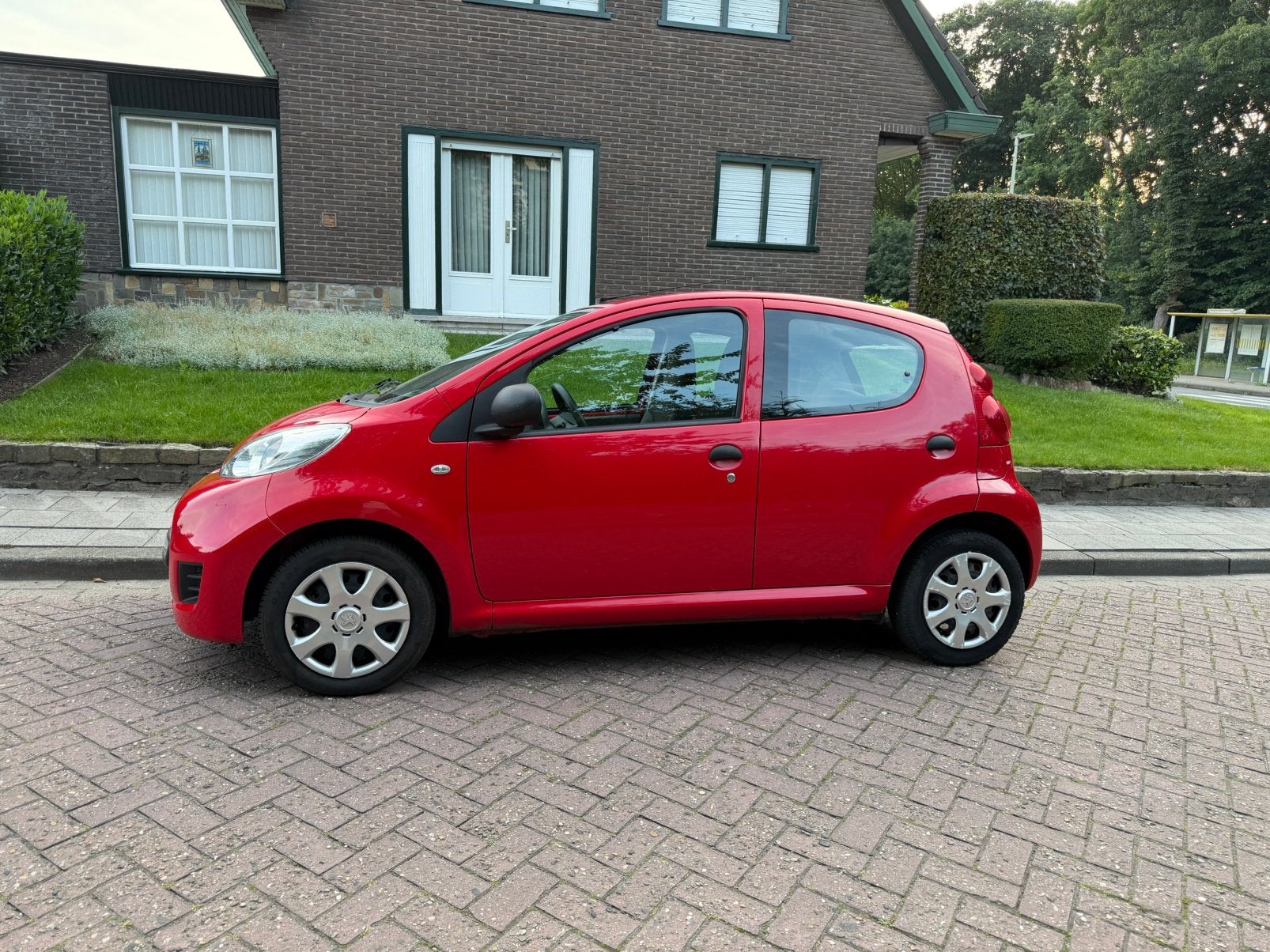 Peugeot 107, 1.0i benzine 014030km 1eig 5deur gekeurd carpas, Auto's, Bedrijf, Handgeschakeld, 5 deurs, Electronic Stability Program (ESP)