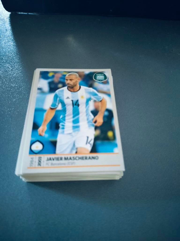 91 Panini stickers Road to Russia 2018, Hobby & Loisirs créatifs, Autocollants & Images, Enlèvement ou Envoi