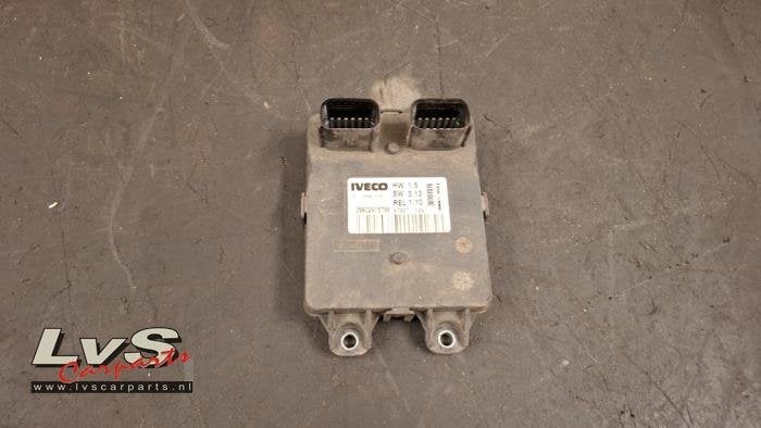 Module crochet de traction d'un Iveco New Daily, -, 3 mois de garantie, Utilisé, Autres marques automobiles