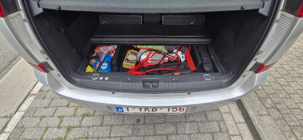 Opel Meriva 1.6 essence 2004 _ moteur impeccable  petit prix, Autos, Argent ou Gris, Achat, 5 portes, Particulier