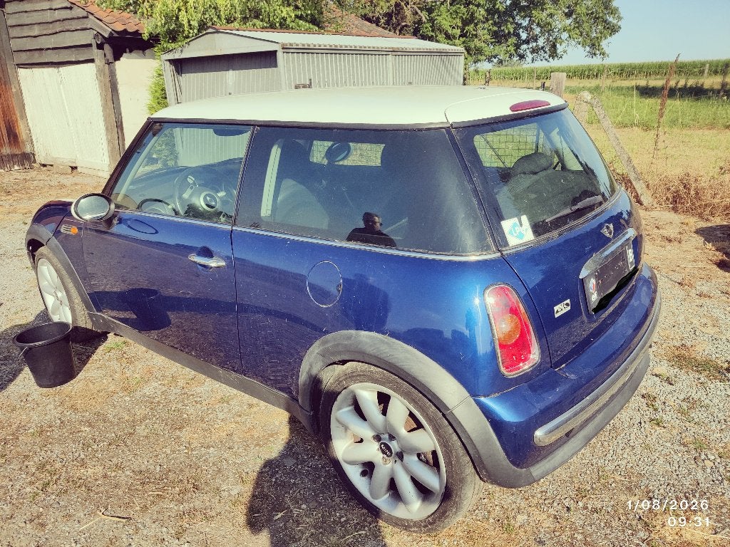 mini, Autos, Mini, Particulier, Cooper, Airbags, Verrouillage central, Rétroviseurs électriques, Jantes en alliage léger, Peinture métallisée