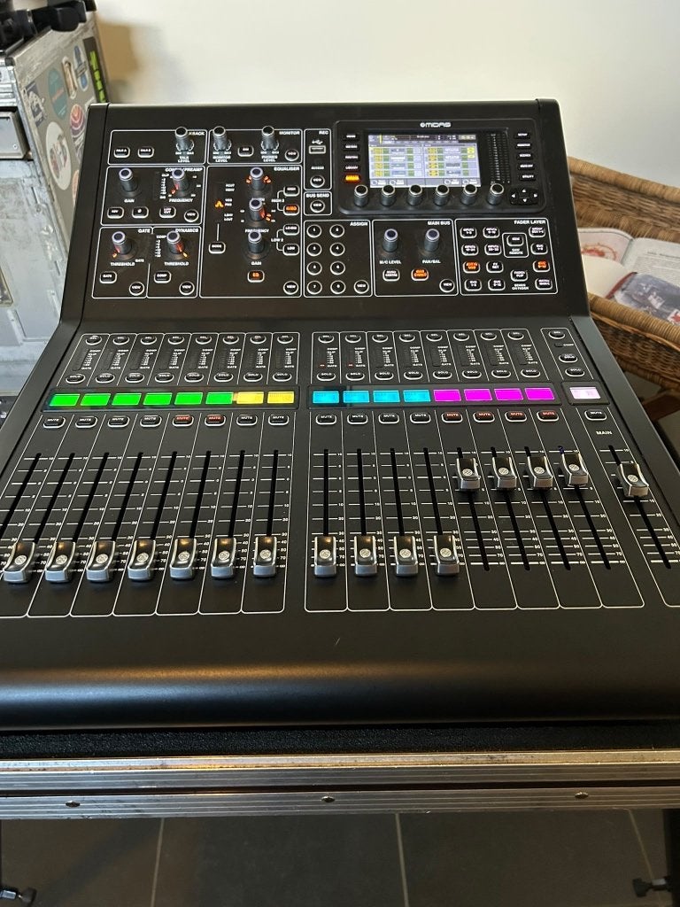Midas M32R, Musique & Instruments, Enlèvement, Utilisé, 20 canaux ou plus