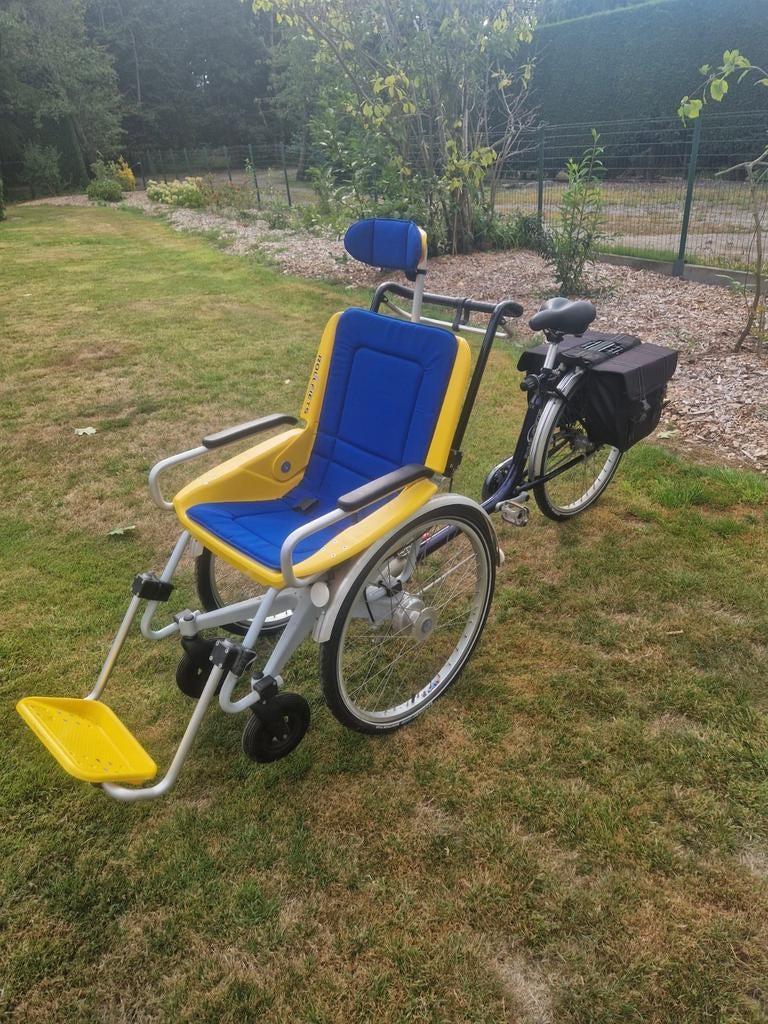 Fiets met rolstoel, Ophalen