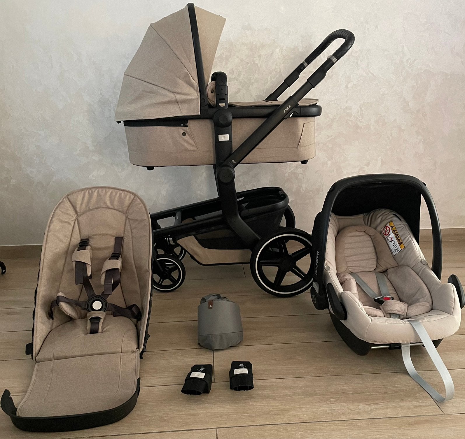 Joolz Day + complet Sandy Taupe 3-en-1, Enfants & Bébés, Enlèvement ou Envoi, Babygeluk, Comme neuf, W