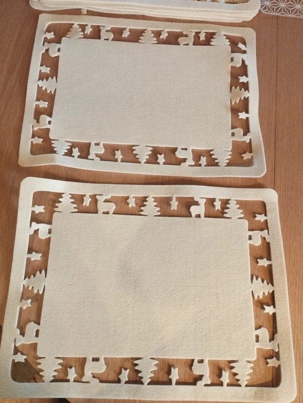 8 placemats van tule voor Kerstmis. 40 x 30 cm. Nieuw., Ophalen