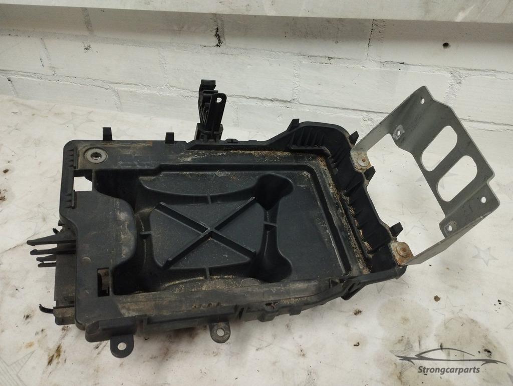 Accubak Volkswagen Up 1S0915331D, Auto-onderdelen, Accu's en Toebehoren, Gebruikt, -, Volkswagen, -