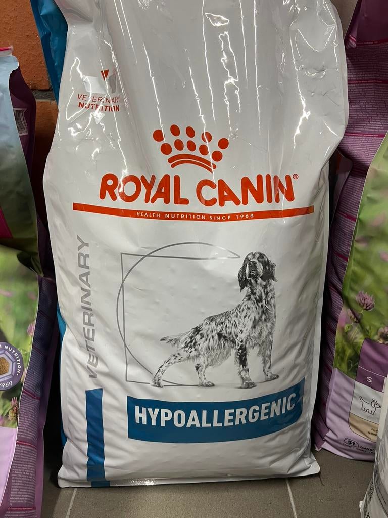 Canin royal, Enlèvement