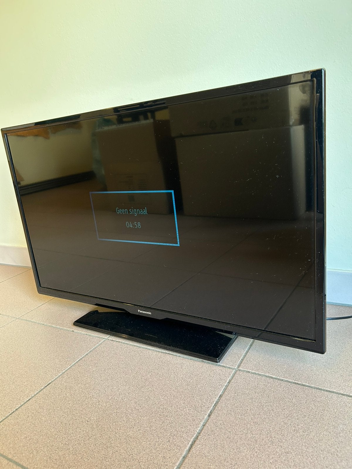 Panasonic 32 inch tv met afstandsbediening, Ophalen, Zo goed als nieuw, Panasonic
