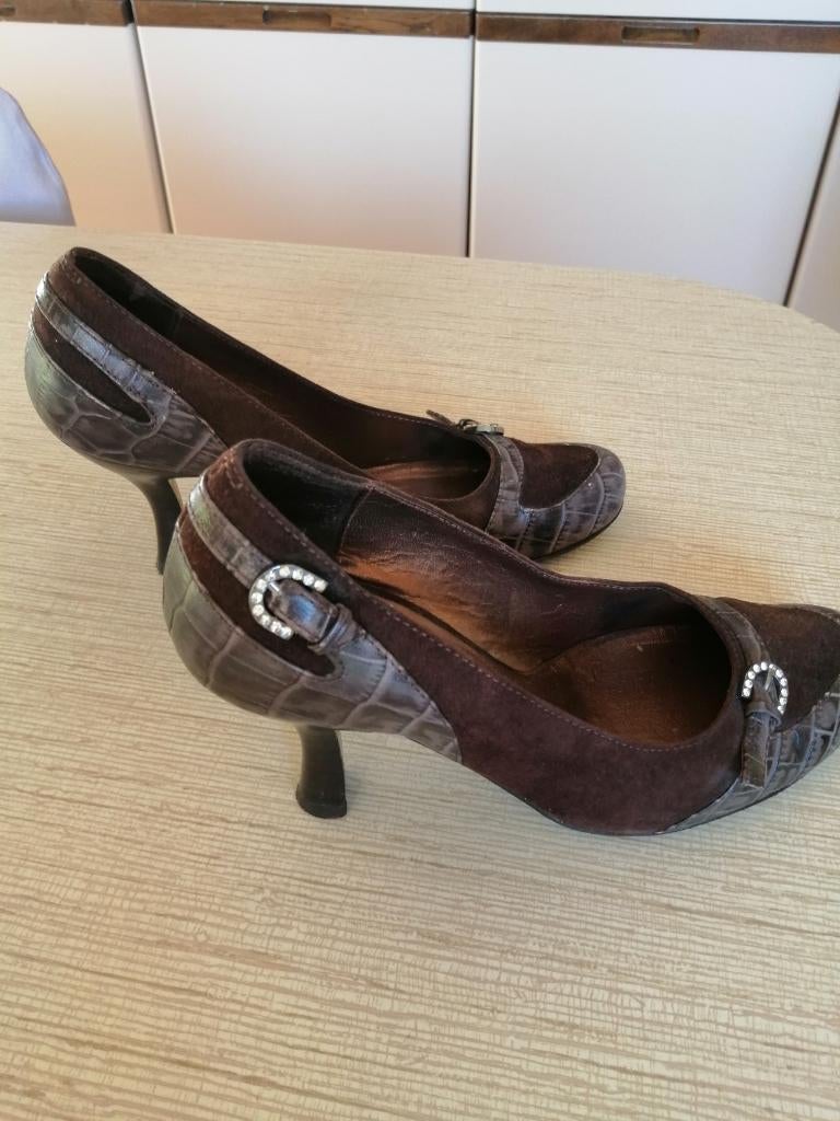 mooie lederen pumps Laura Mannini maat 36, Kleding | Dames, Schoenen, Pumps, Bruin, Verzenden, Laura Mannini