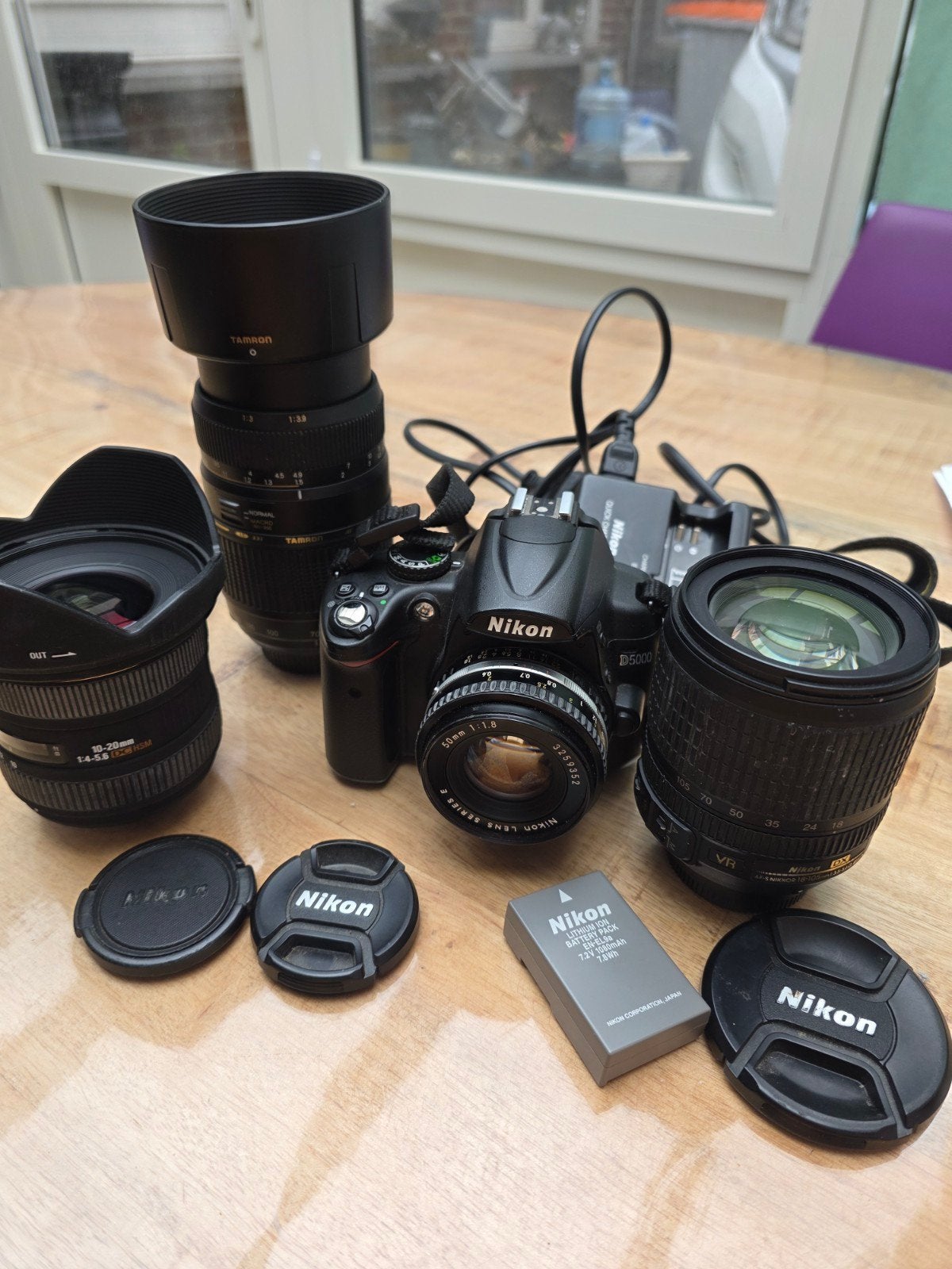 Nikon D5000 DSLR camera 11.167 kliks, Enlèvement ou Envoi, Comme neuf, Reflex miroir, Nikon