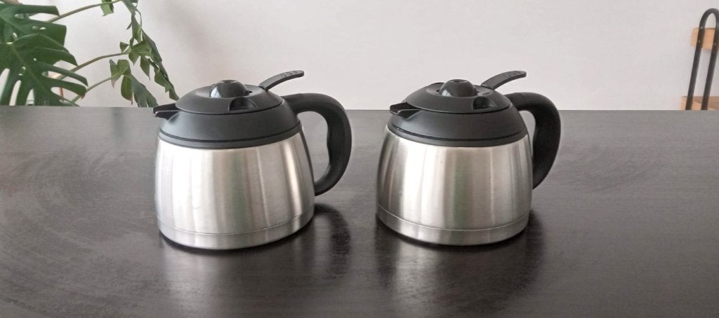 2 Philips Senseo Switch roestvrijstalen geïsoleerde kannen, Elektronische apparatuur, Ophalen, Afneembaar waterreservoir, Koffiepads en cups