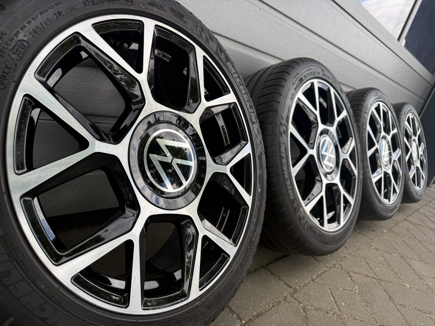 16 " Citigo Mii Volkswagen Up e-Up GTI velgen zomerbanden, Auto-onderdelen, Gebruikt, -, Banden en Velgen, Zomerbanden