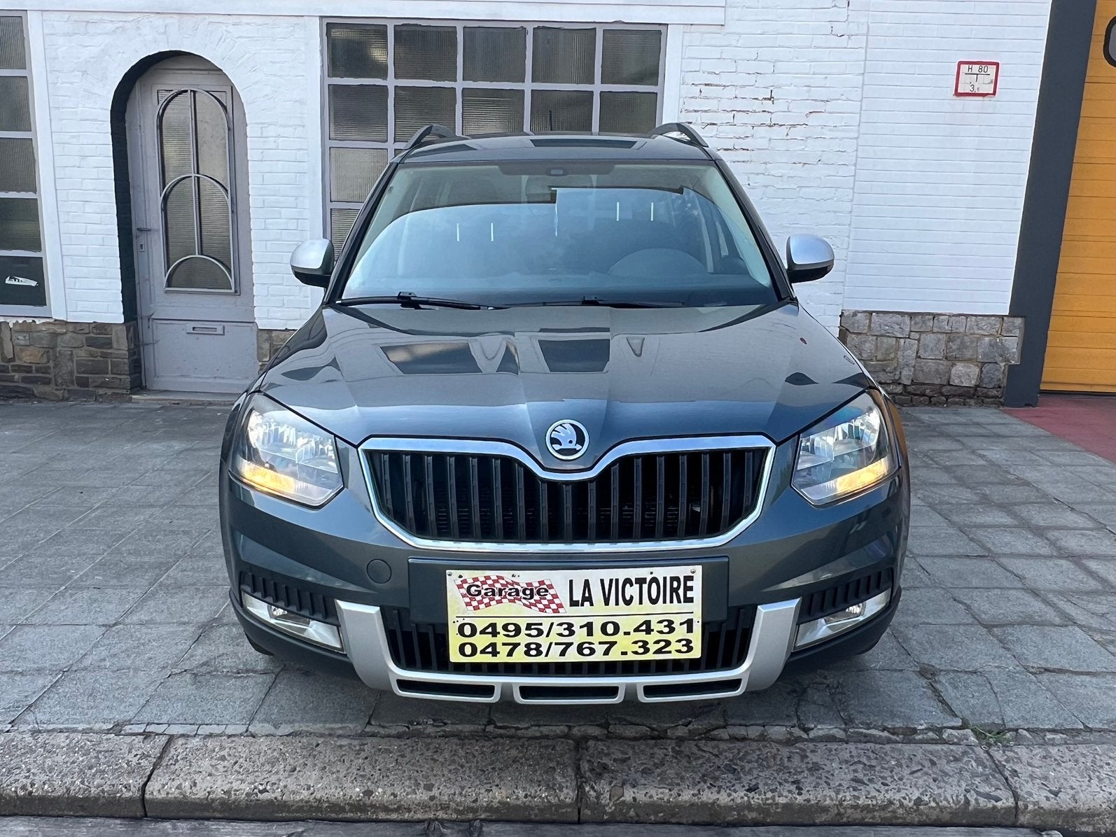 Skoda Yeti 2015 année 1.2 essence Marchand & export 81kw, 1197 cm³, Argent ou Gris, Achat, Euro 6