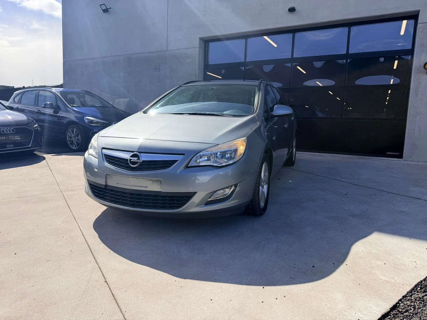 Opel Astra Sports Tourer 1.3 CDTi *CRUISE-BLUETOOTH-PARKING*, Argent ou Gris, Boîte manuelle, 1248 cm³, Break