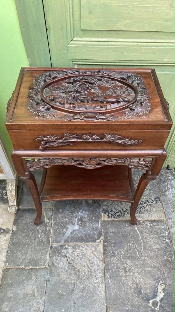 Table d'ouvrage en bois exotique Chine v 1900, Enlèvement ou Envoi