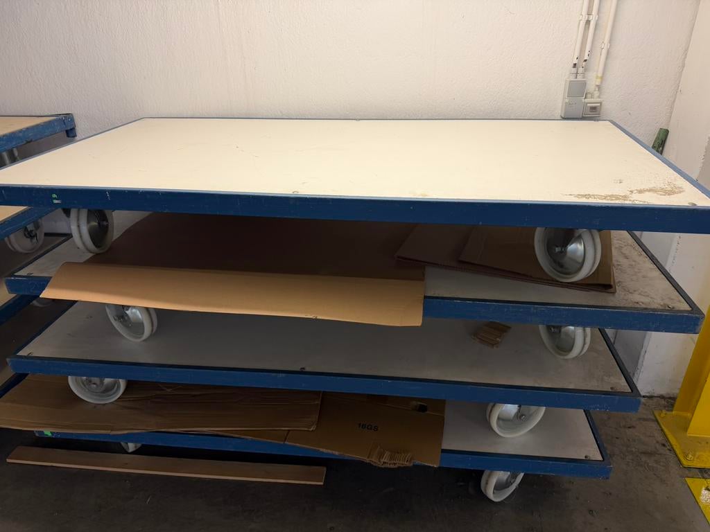 KAR 100x200 cm met 4 zwenkwielen, Ophalen, Zo goed als nieuw