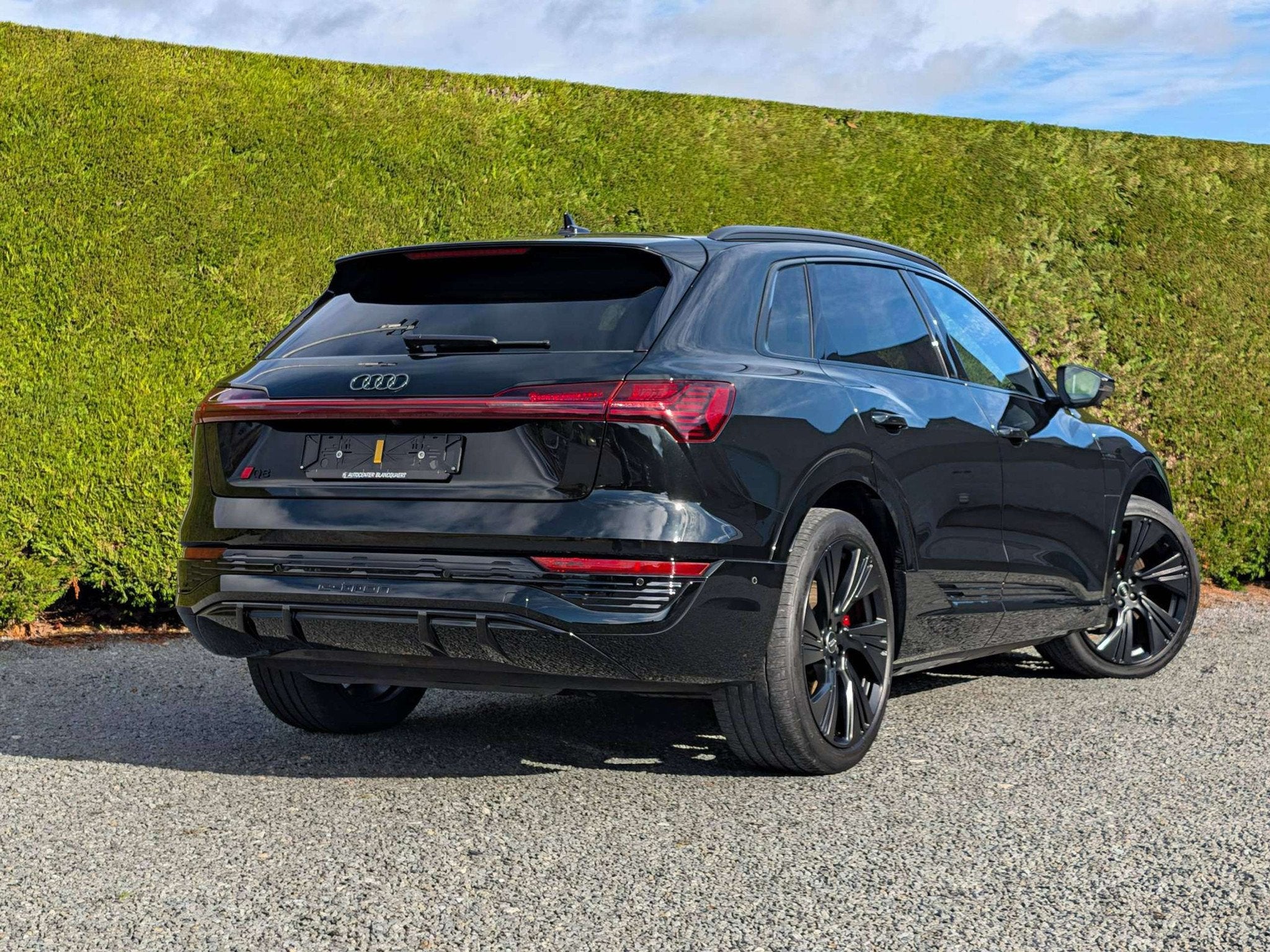 Audi Q8 e-tron Competition - 114 kWh - 2x S-line + black sty, Autos, Cuir, Achat, 408 ch, Entreprise