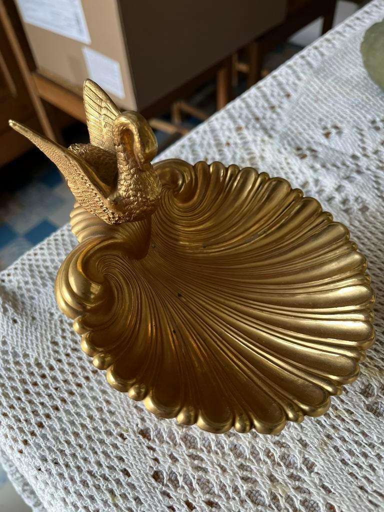 Koperen mandje, Ophalen, Brons