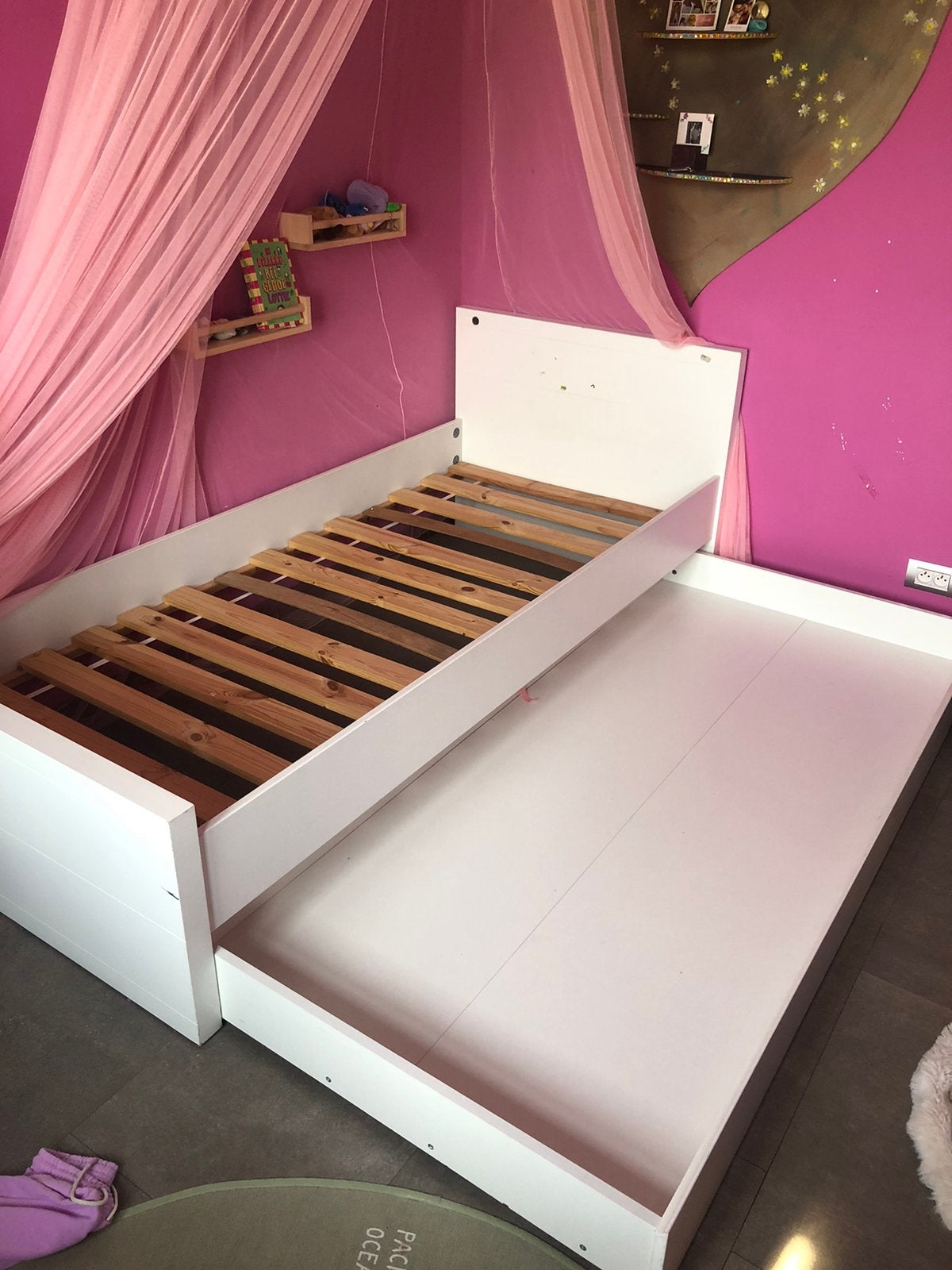 Ikea 1 persoonsbed met uitschuifbare lade, Ophalen, Zo goed als nieuw, Lattenbodem