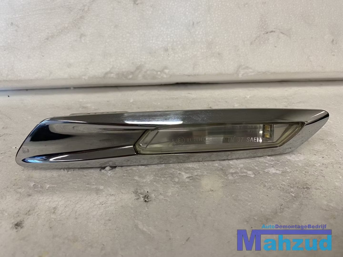 BMW 5 SERIE F10 F11 rechts Knipperlicht 2009-2017, Petuelring 130
80788  Munich, DE, Gebruikt, Info@bmw.de, BMW