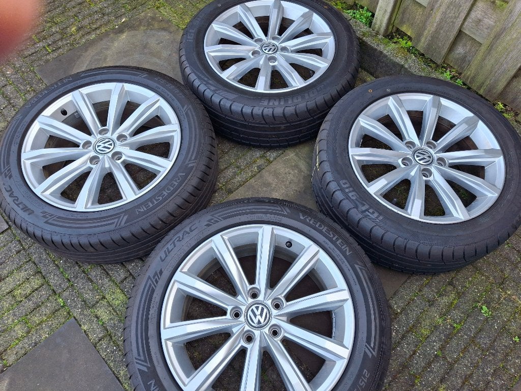 17 inch passat T roc superb velgen londen 5x112, Auto-onderdelen, Banden en Velgen, Ophalen, Banden en Velgen, 17 inch, Personenwagen