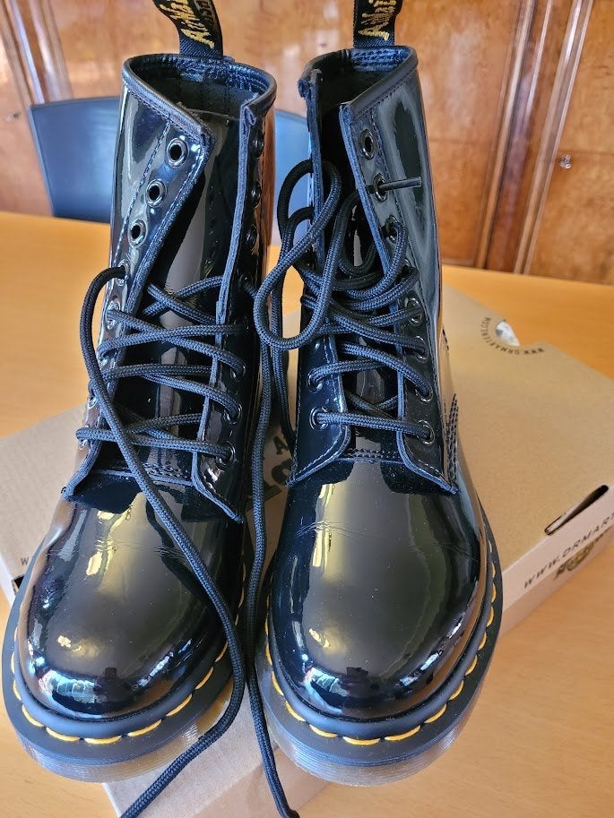 Bottes Dr Martens 37 neuves, Neuf, Enlèvement ou Envoi, Boots et Botinnes, Dr Martens