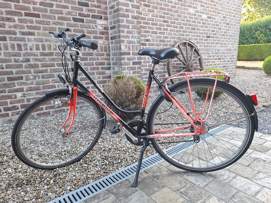 2 damesfietsen, Fietsen en Brommers, Ophalen, Gebruikt, Versnellingen