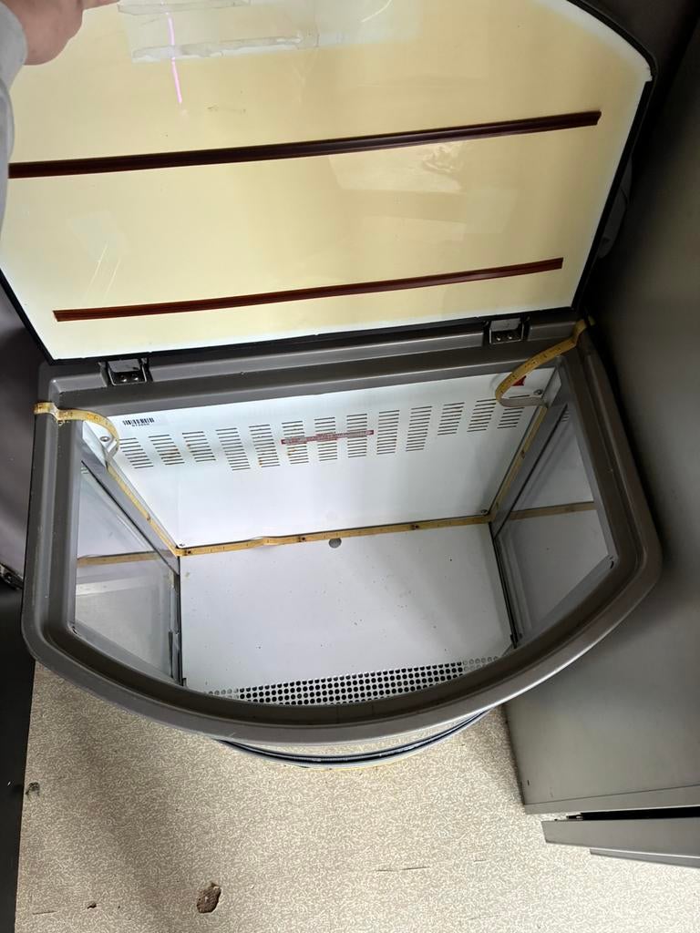 Coca-Cola frigo doe een bod, Particulier