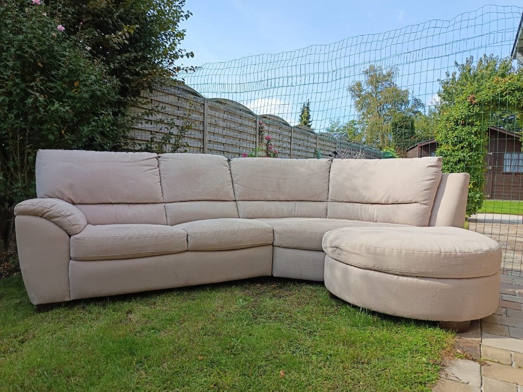 Canapé beige avec pouf, Maison & Meubles, 75 à 100 cm, 250 à 300 cm, Banc d'angle, Quatre personnes ou plus