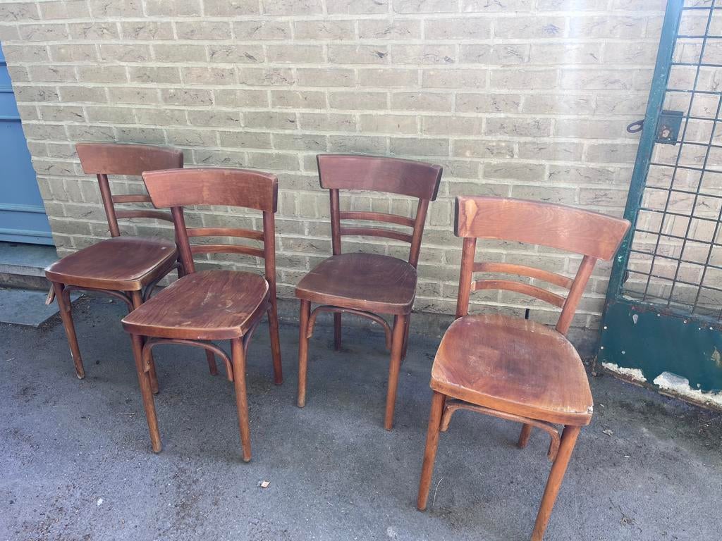 Bistrostoelen, Ophalen