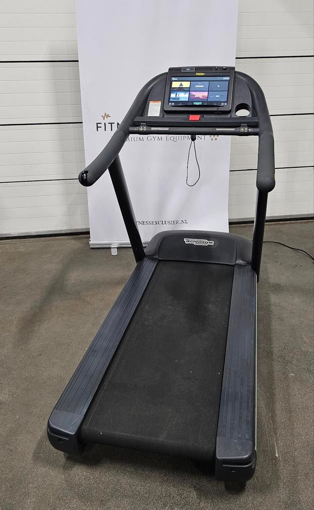 Technogym Run 600 Excite+ loopband met Unity 3 Live Display, Sport en Fitness, Fitnessmaterialen, Ophalen, Gebruikt, Benen, Overige typen