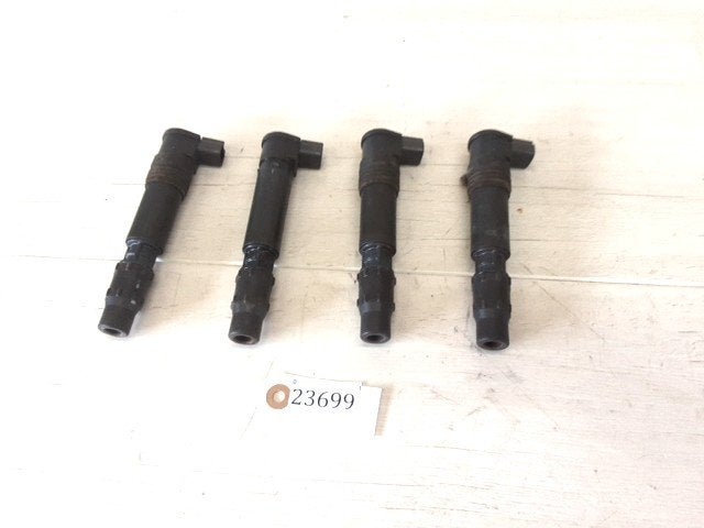 CBR600F 1999 - 2000 Honda Bobijn bougiekop D1-54062