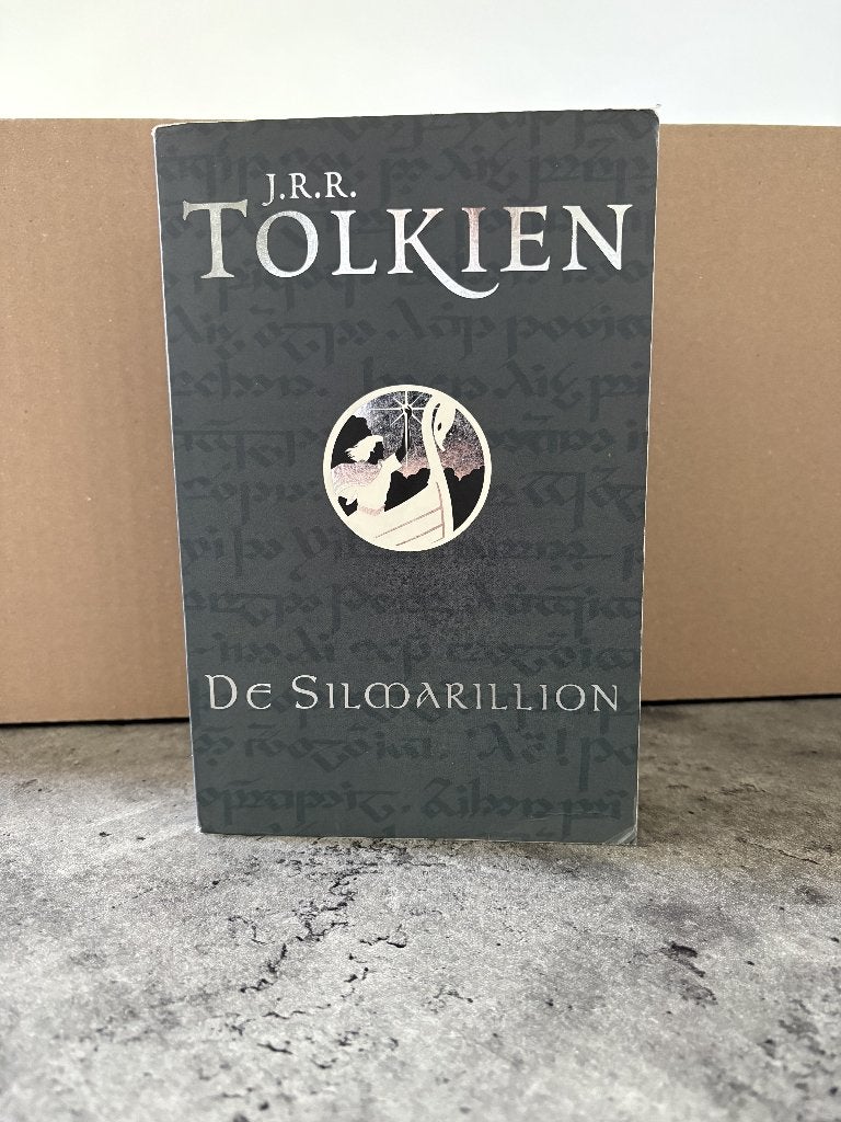 De Silmarillion - J.R.R. Tolkien, Boeken, Ophalen of Verzenden, Gelezen, J.R.R. Tolkien