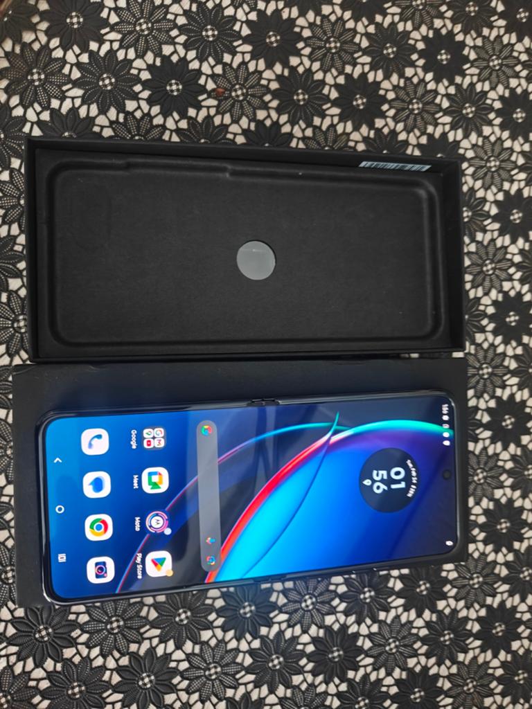 Motorola razr 40 ultra 256gb infinite black, Télécoms, Téléphonie mobile | Motorola, Enlèvement, Comme neuf, Sans abonnement, Sans simlock