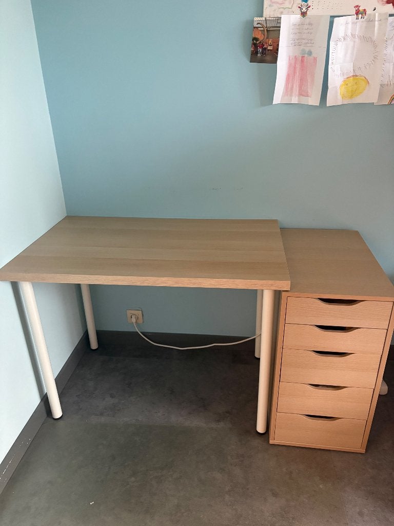 Bureau, Ophalen, Zo goed als nieuw, IKEA, 100 cm