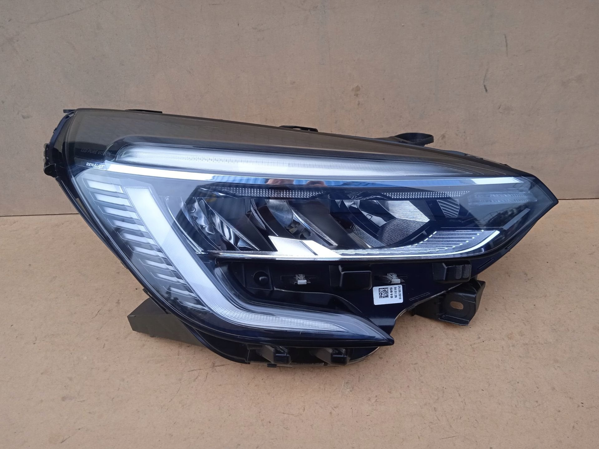 Phare droit Renault Clio V 260102407R, Renault Group, Contact.group@renault.com, Renault, Utilisé