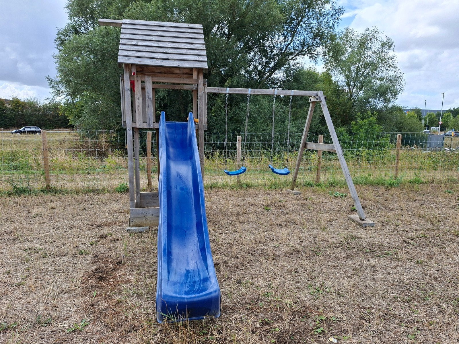 speeltoestel wickey / schommels met speeltoren, Kinderen en Baby's, Speelgoed | Buiten | Speeltoestellen, Ophalen, Glijbaan