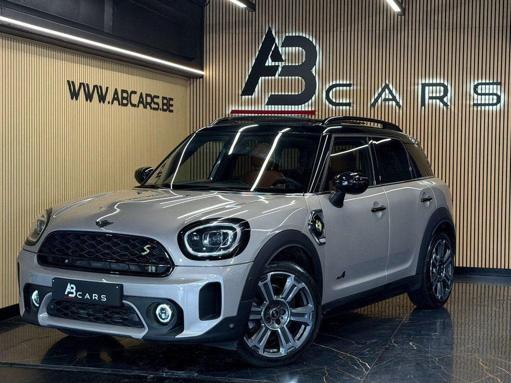 MINI Countryman SE ALL4 1.5IA HYBRID / ESSENCE * GARANTIE 12, Auto's, Mini, Gebruikt, Countryman, Leder, 5 zetels