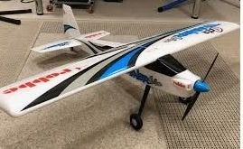 Robbe trainer 140, Hobby & Loisirs créatifs, Modélisme | Radiocommandé & Téléguidé | Avions, Comme neuf, Électro, RTF (Ready to Fly)