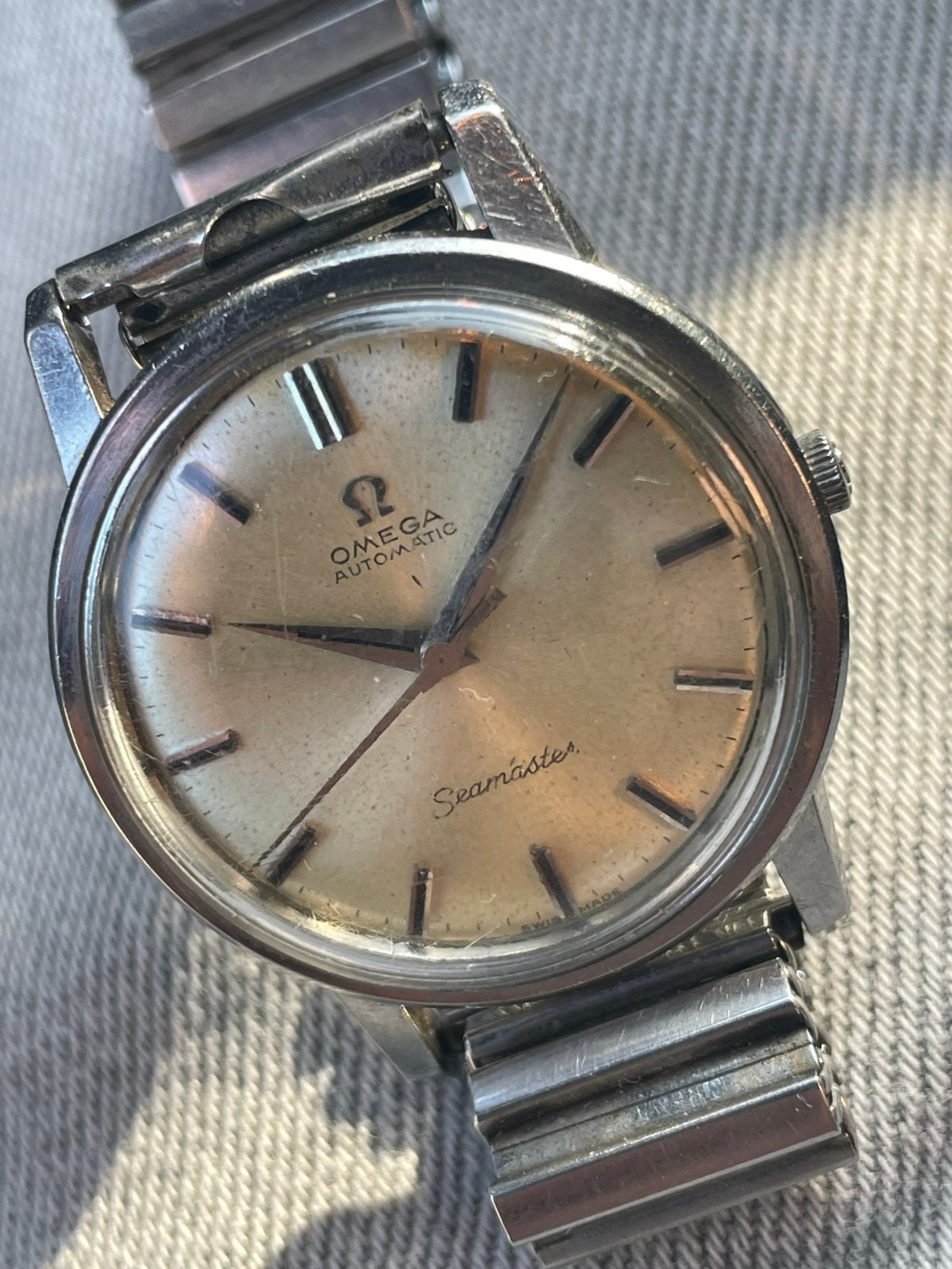 Omega automatique seamaster, Handtassen en Accessoires, Horloges | Antiek, Ophalen of Verzenden, Omega