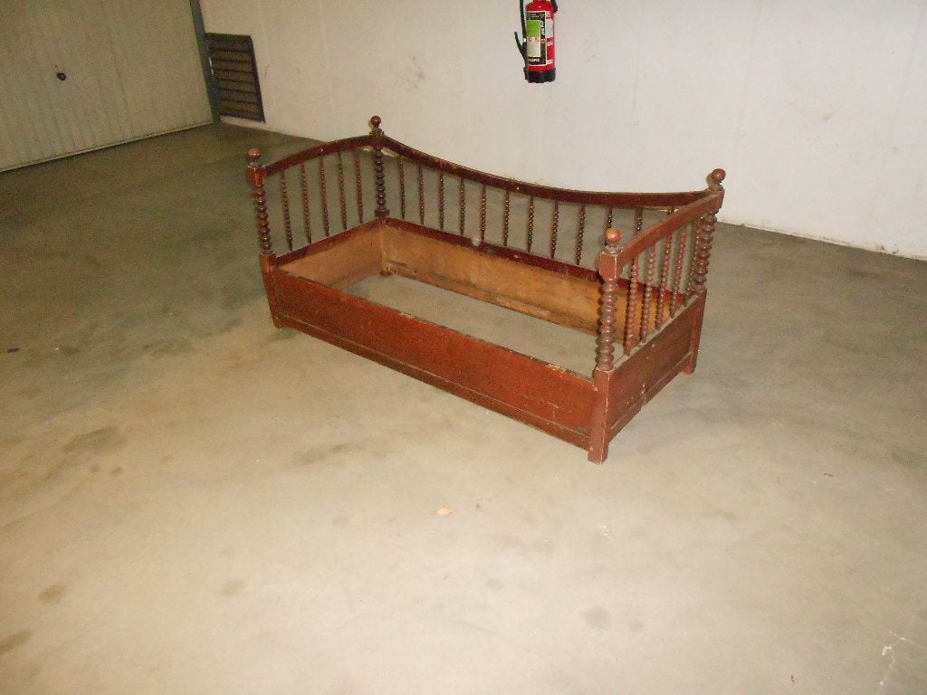 Lit / banquette en bois, Enlèvement