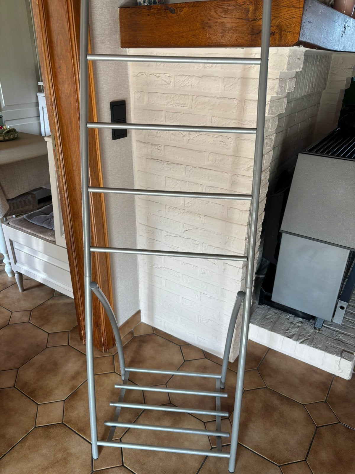 porte-serviettes, Maison & Meubles, Enlèvement, Comme neuf, Gris, Porte-serviettes
