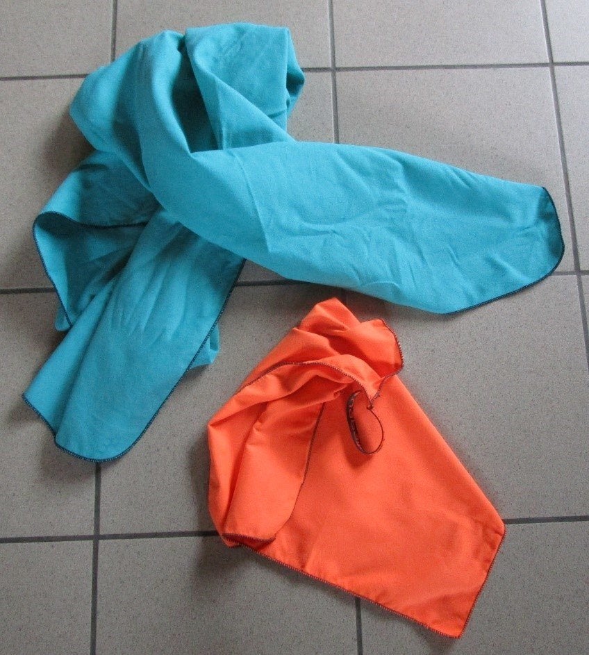2 serviettes en microfibre à séchage rapide NABAIJI, Maison & Meubles, Salle de bain | Linge de bain & Accessoires, Enlèvement ou Envoi