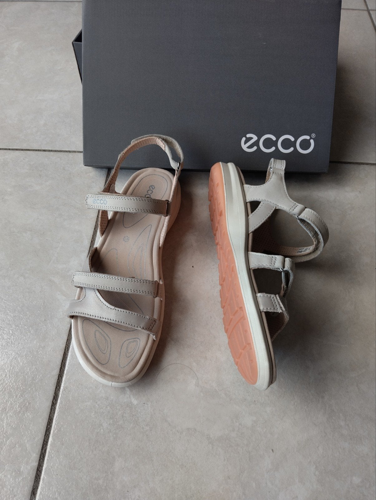 Sandalen maat 41 ecco, Ophalen, Grijs