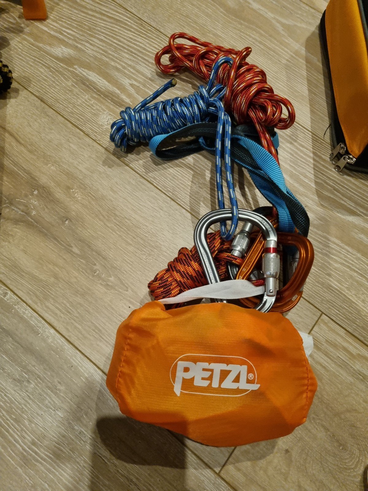 Petzl klimgordel high-altitude light, Sport en Fitness, Ophalen