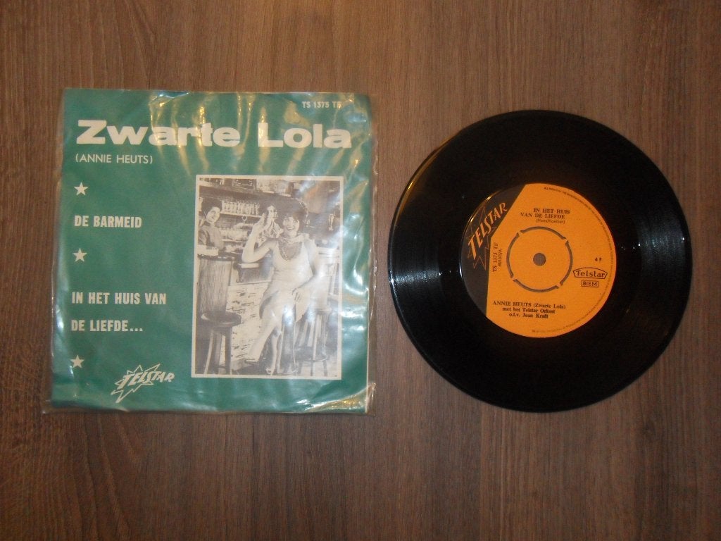Zwarte Lola - In het huis van de liefde, Cd's en Dvd's, Vinyl | Nederlandstalig, Ophalen of Verzenden, Gebruikt, 7 inch, Levenslied of Smartlap