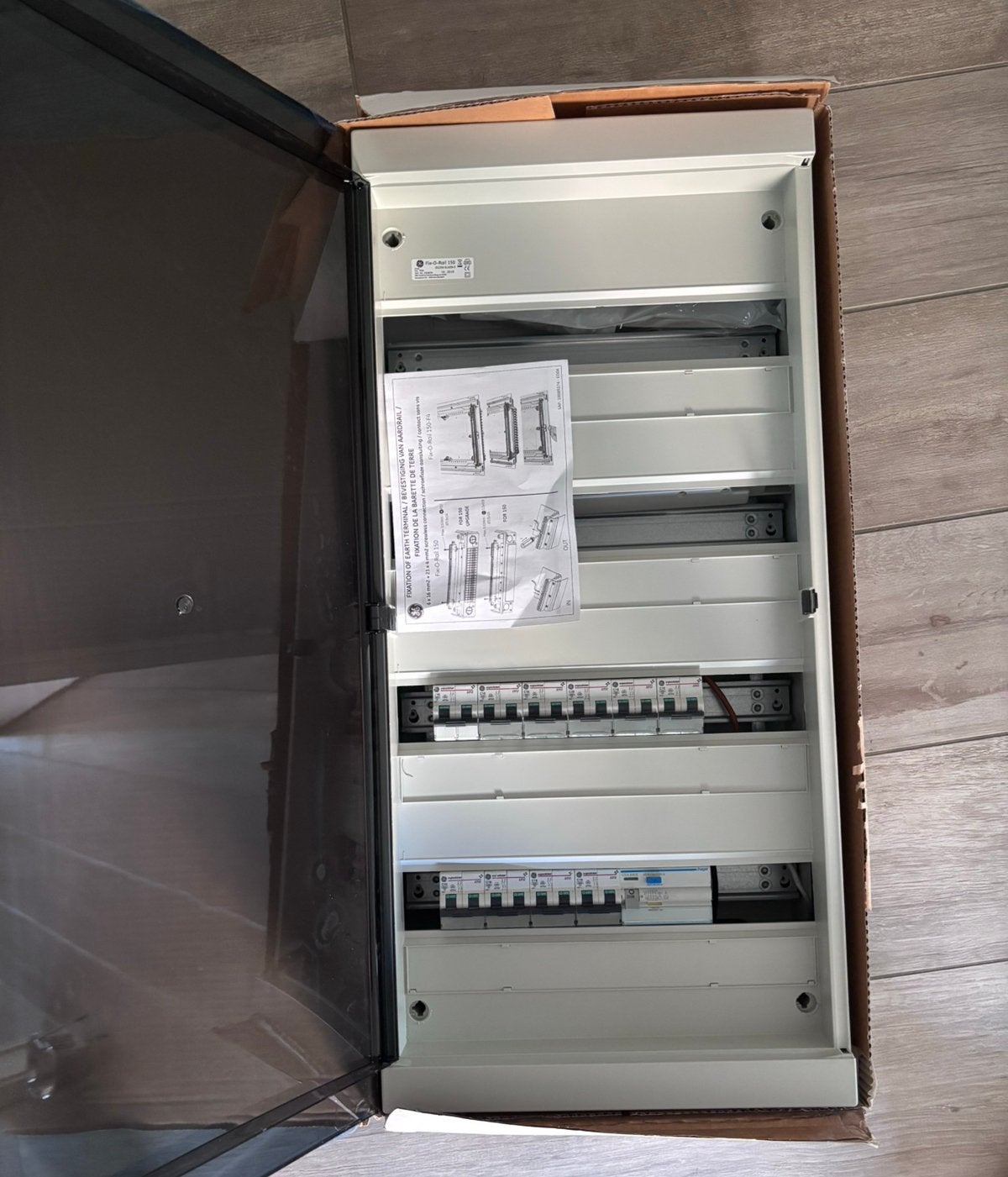Coffret électrique Fix-O-Rail 150 – 72M + 10 disj+ diff 30mA, Bricolage & Construction, Électricité & Câbles, Neuf, Tableau électrique