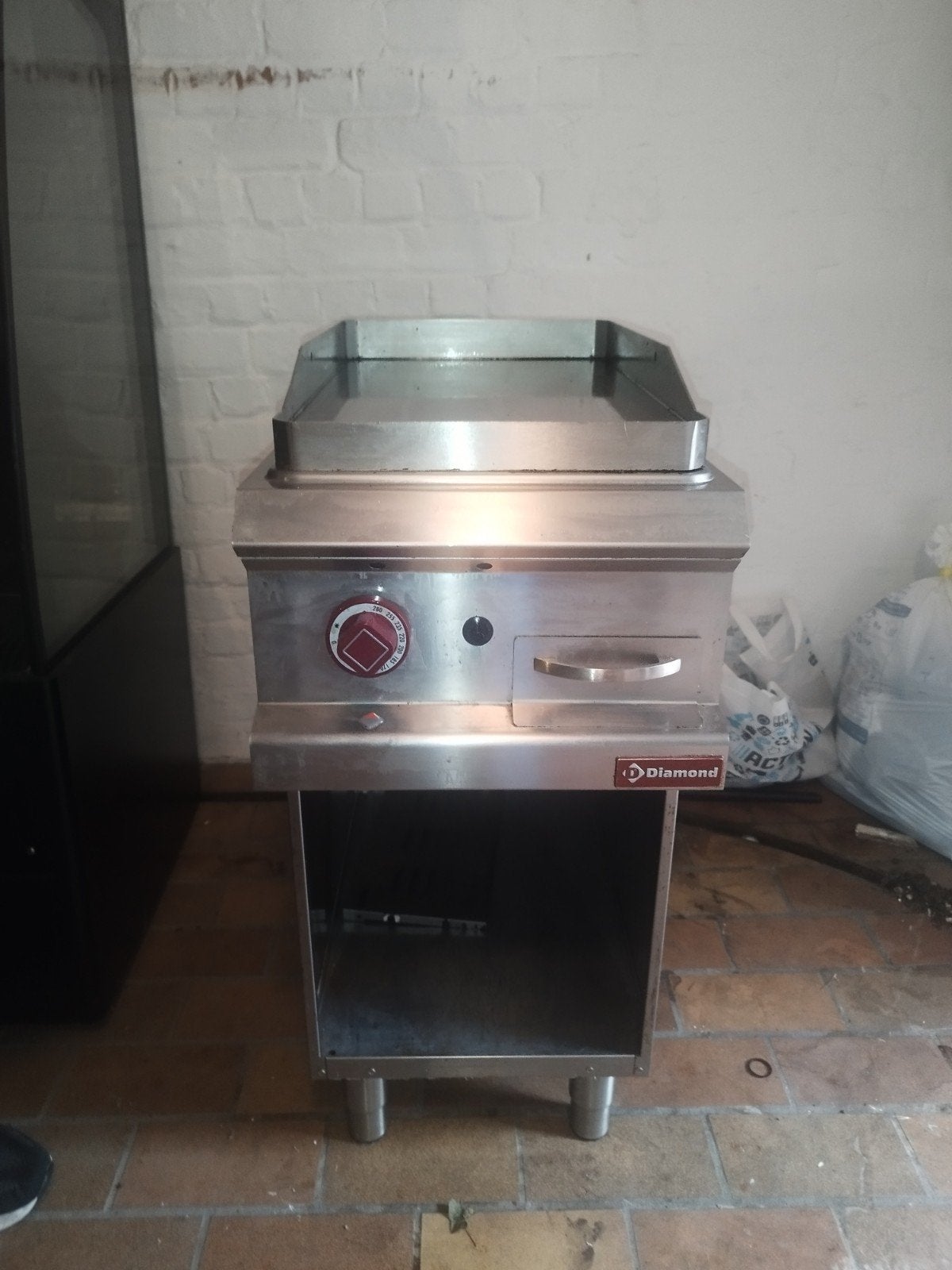 Plancha professionnelle gaz lisse en chrome Diamond, Gaz, Comme neuf, Enlèvement, 5 zones de cuisson ou plus